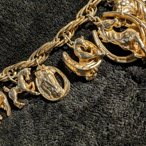 Gold tone Kentucky Derby Race Day Charm Bracelet with mixed charms - Picture 3 of 4